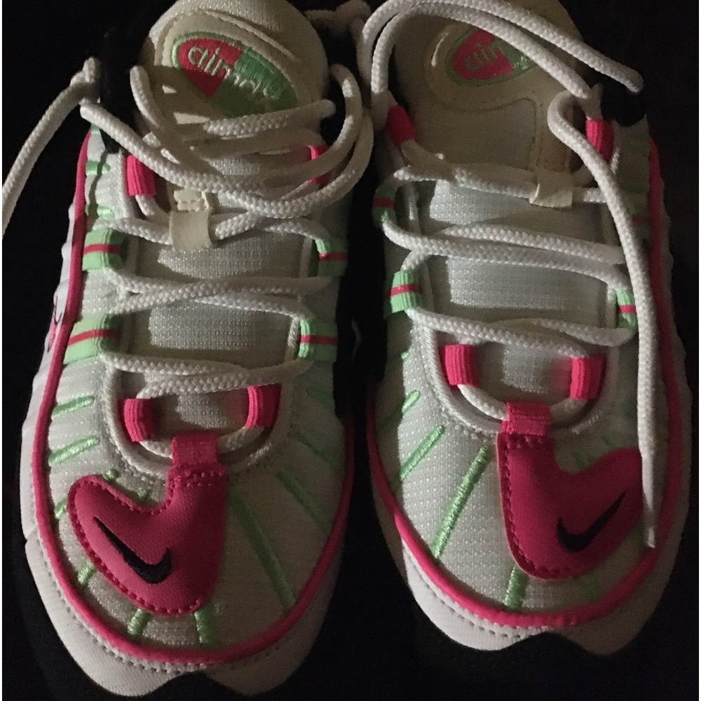 Nike Air Max tennis shoes